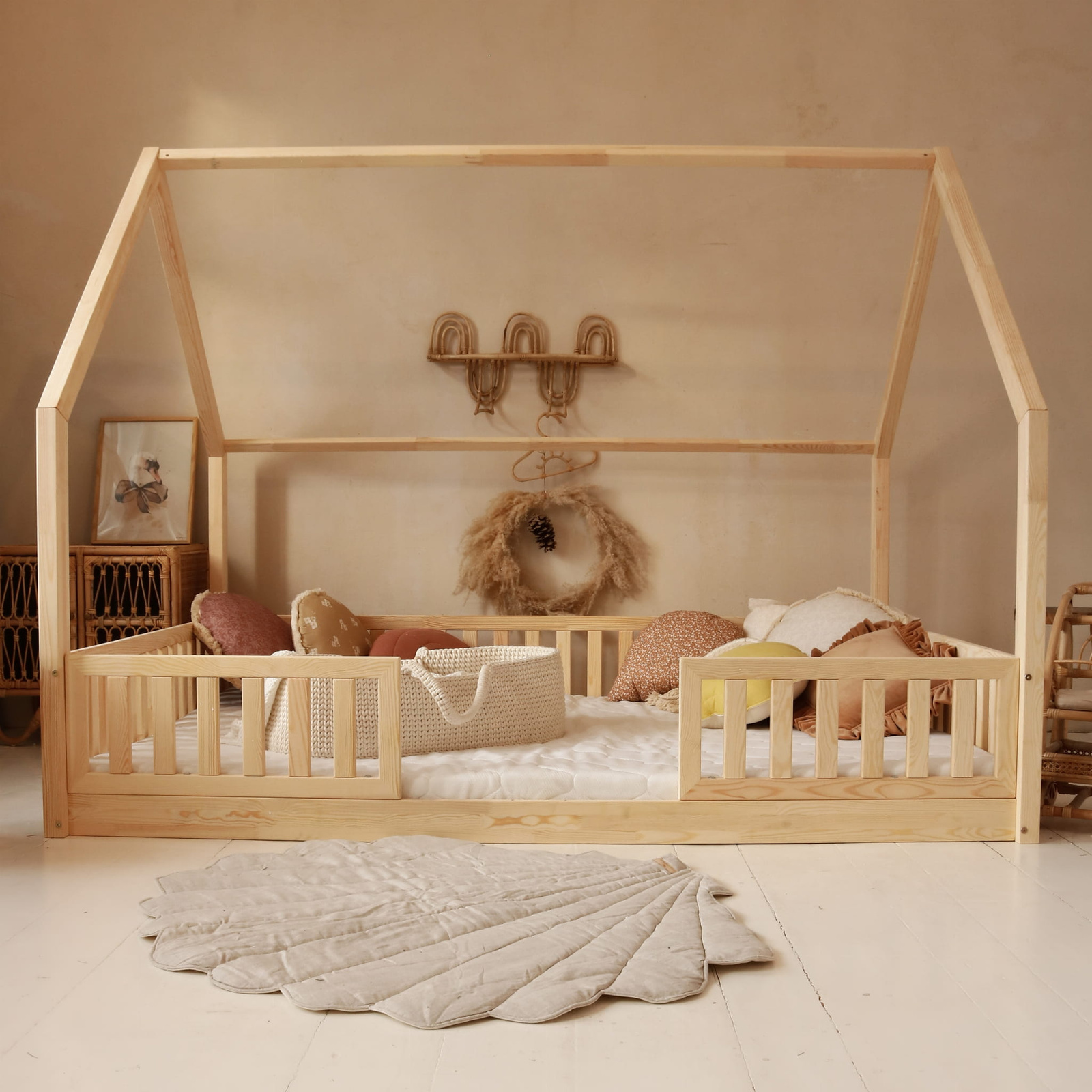 eng_pl_Bianco-Duo-200x140-natural-feet-1-cm-fast-shipping-304_1 Detská posteľ BIANKA DUO (Domček) 200/140 cm – Obrázok 1