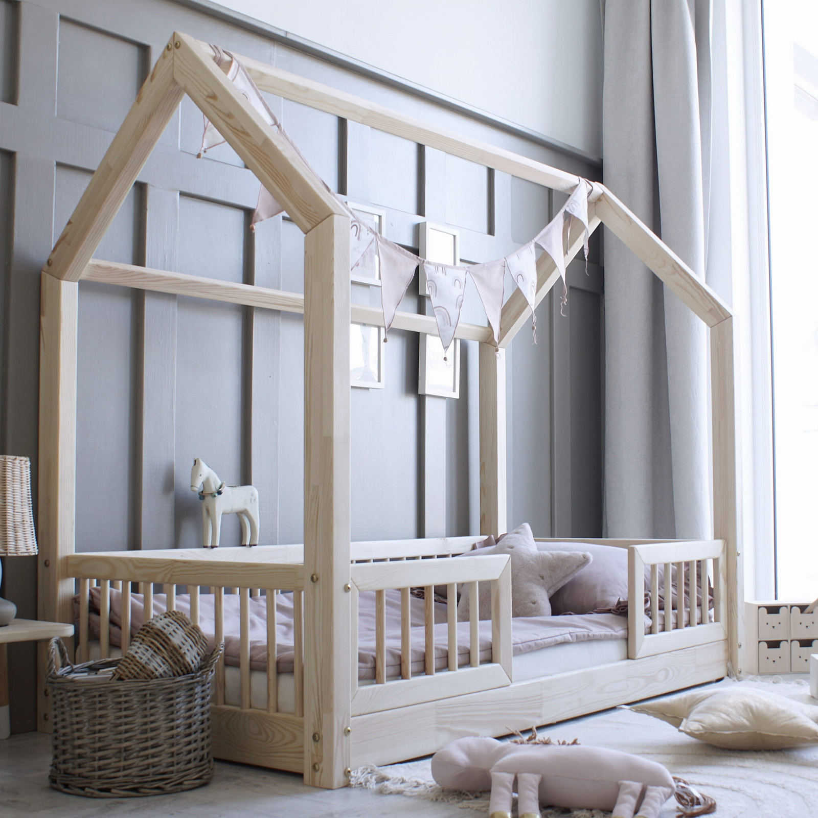 eng_pl_Pioli-Duo-200x90-natural-feet-1-cm-fast-shipping-1356_1 Detská posteľ PIO Duo (Domček) 160/80 - 190/90 - 200/140 cm – Obrázok 1